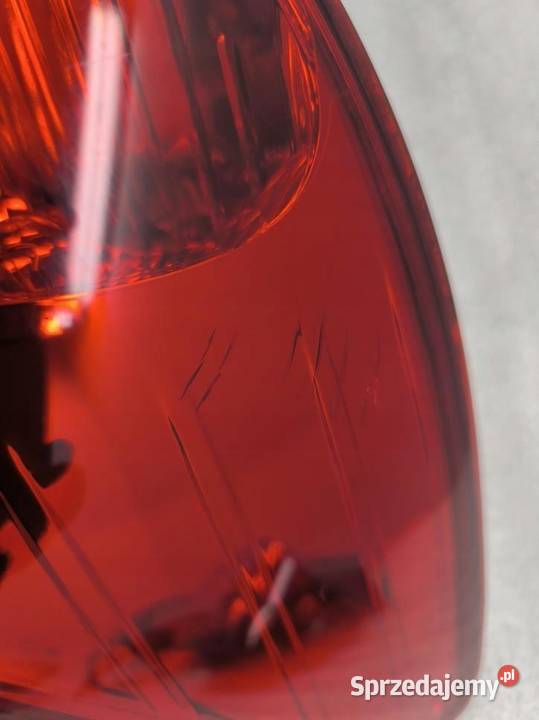 LAMPA PRAWY TYŁ HYUNDAI I20 924021J000 osobowe