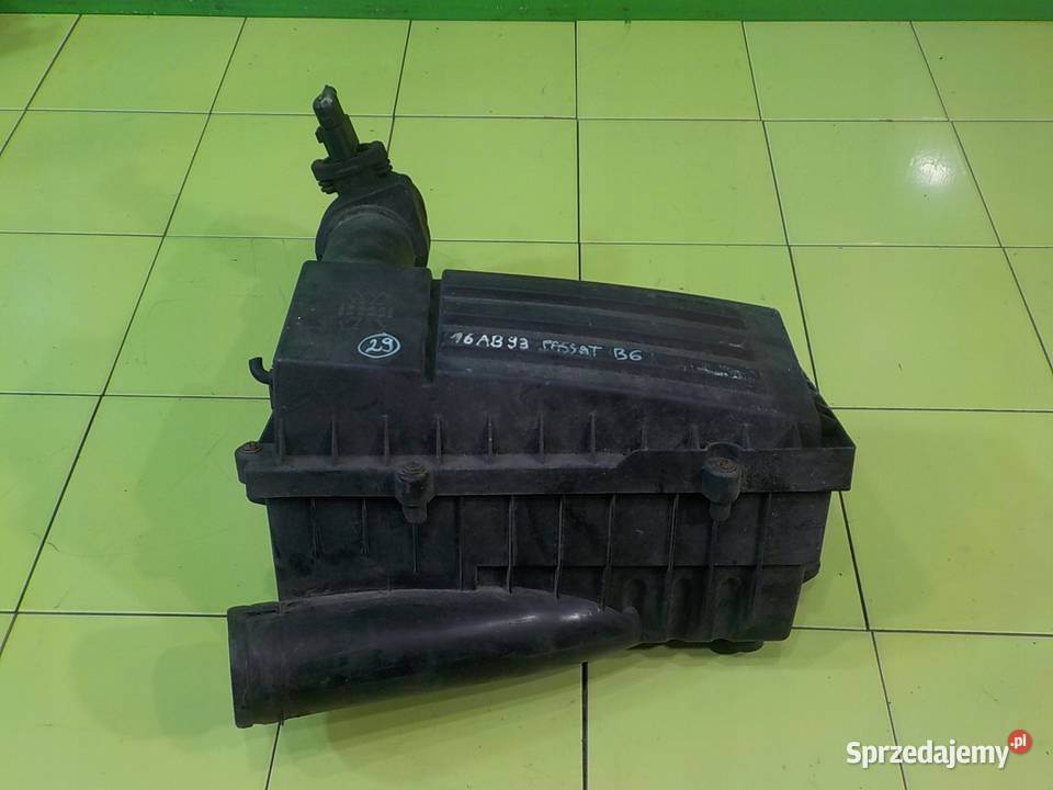 VW PASSAT B6 19 TDI 08r KOMBI obudowa filtra osobowe Suków sprzedam
