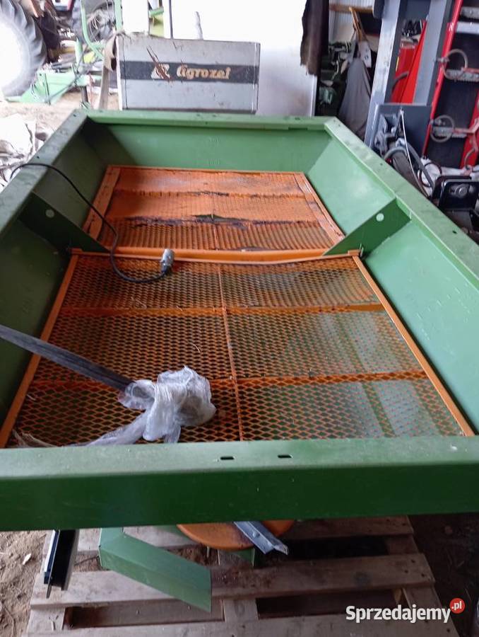 Rozsiewacz Amazone U 1001 Tykocin sprzedam