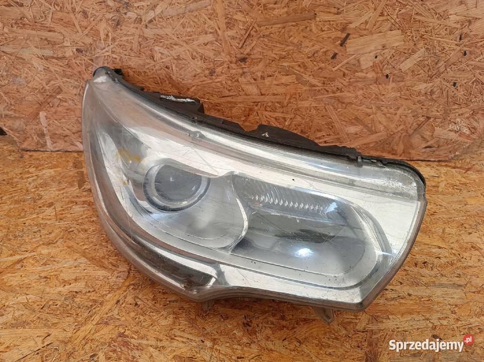 REFLEKTOR LAMPA PRAWA PRZÓD EU XENON CITROEN C4 wielkopolskie Nowy Tomyśl