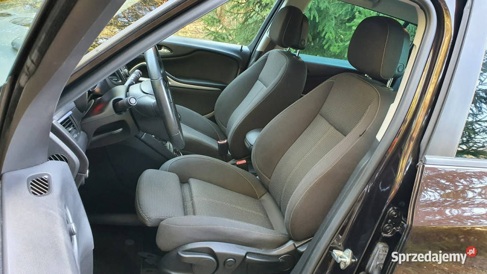 Opel Zafira 14T 140 NAVI Parktronic Piękny Kolor wielofunkcyjna kierownica Chmielnik