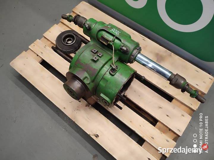 Siłownik skrętu osi AZ62495 JOHN DEERE 3200 Wilkowo
