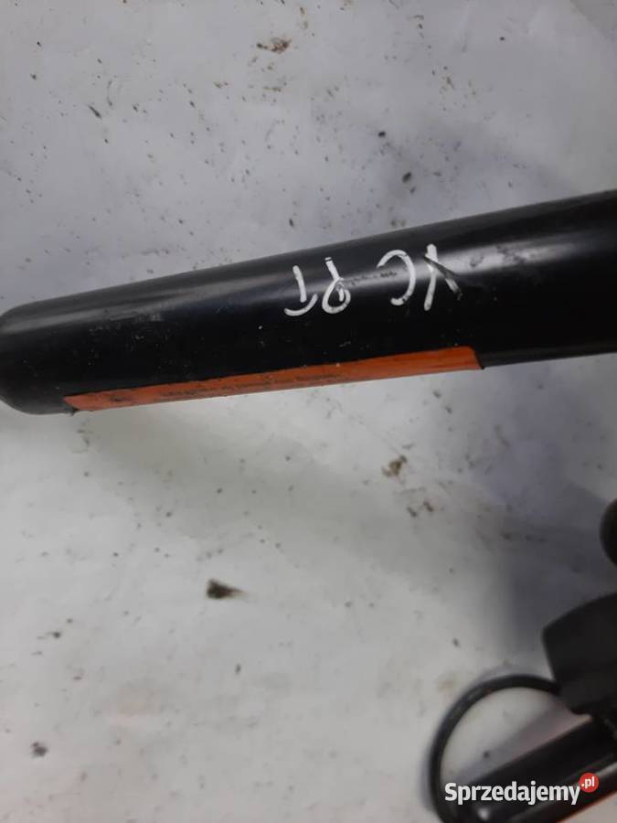 Opel Vectra C lewy prawy tył tylny napinacz pasa