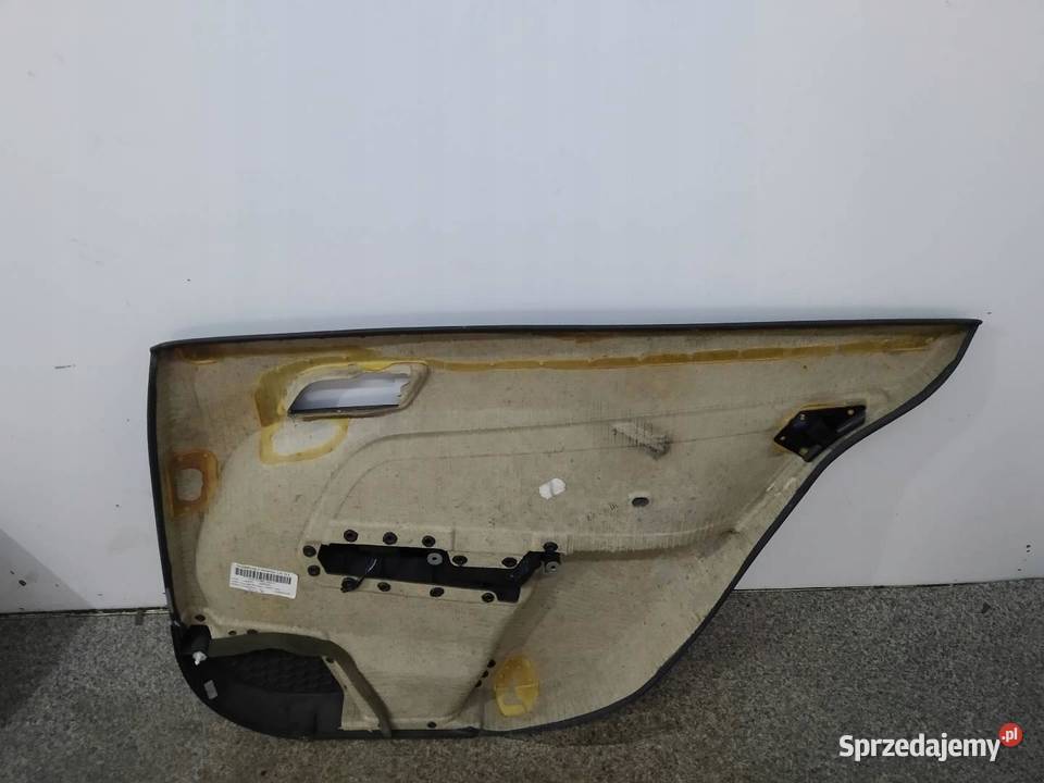 TAPICERKA BOCZEK PRZÓD TYŁ KOMPLET KOMBI SKÓRA Rok produkcji 2004