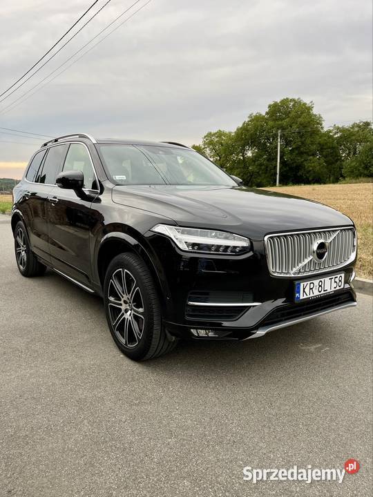 Volvo XC 90 D5 AWD Geartronic Momentum światła przeciwmgielne Bosutów