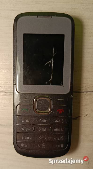 Telefon Nokia C1