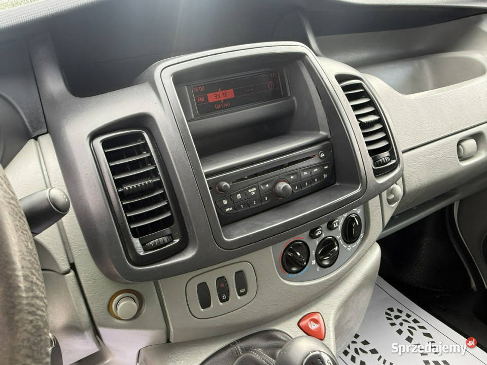 Renault Trafic super stanz Niemiec VAT marża Dąbrowa
