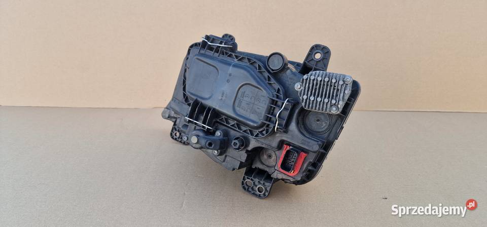 MAN TGX TG3 TGS TGL REFLEKTOR LAMPA PRAWA Bieleń