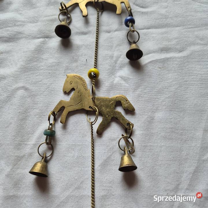 Zawieszka śliczne vintage koniki z dzwoneczkami sprzedam