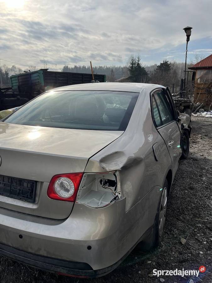 Volkswagen jetta 2009 części osobowe Klimontów