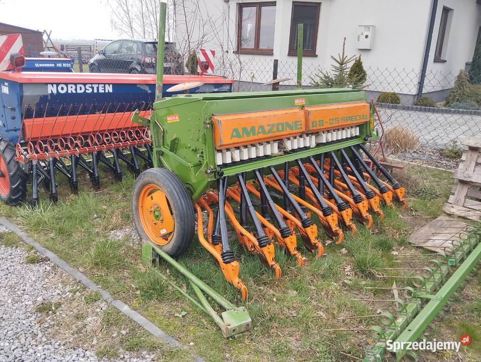 Siewnik zbożowy amazone d8 Rawica Stara
