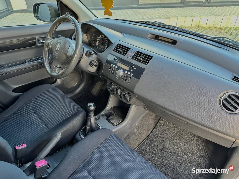 SUZUKI SWIFT 13 NIEZAWODNY ZADBANY BOGATA WERSJA Pruszcz Gdański