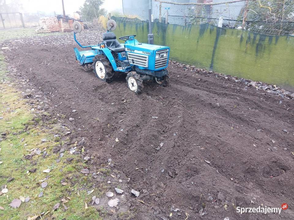 Usługi glebogryzarka