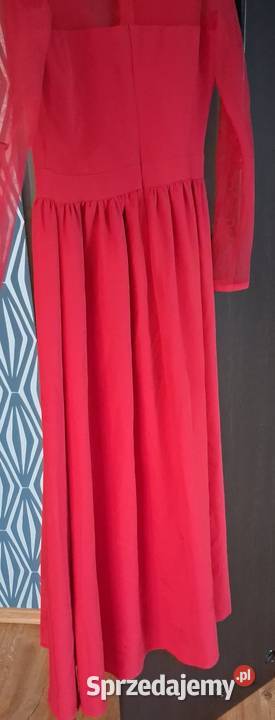 Czerwona rozkloszowana sukienka Bez wzoru