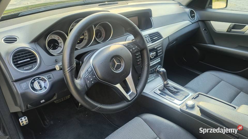 Mercedes Benz 18 benzyna 200 C nieuszkodzony Głogów Małopolski sprzedam