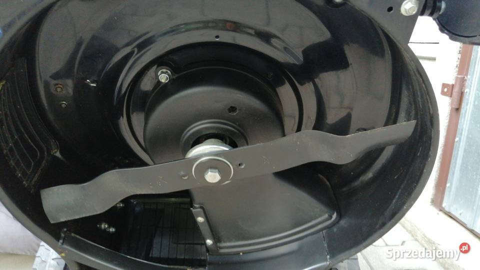 KOSIARKA SPALINOWA Z NAPĘDEM MACALLISTER BS 550E