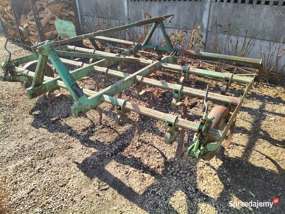 Kultywator z wałkiem mazowieckie Potworów