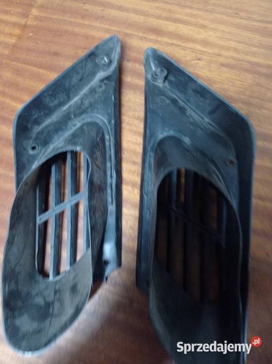 Kratki wlotów powietrza Fiat 126p