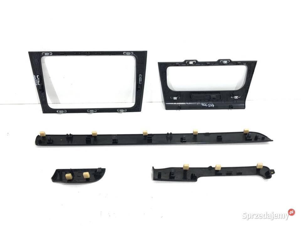 LISTWY DEKOR VW GOLF VI 5K0858069P Hatchback