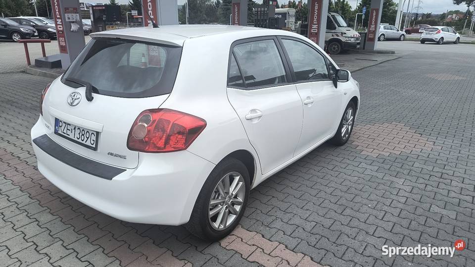 Toyota Auris 16 benzyna podkarpackie Rzeszów