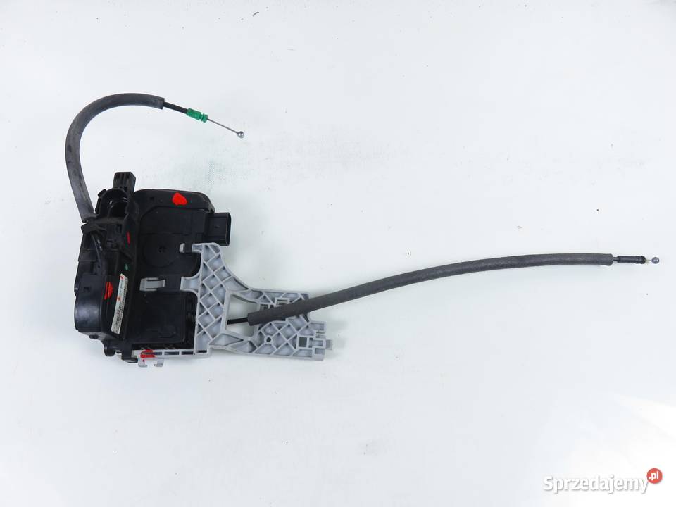 ZAMEK PRAWY PRZEDNI KIA SPORTAGE III 813203U010 małopolskie