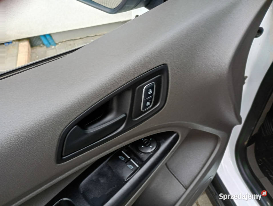 Ford Connect 3osobowy longkrajowy Chełm Śląski