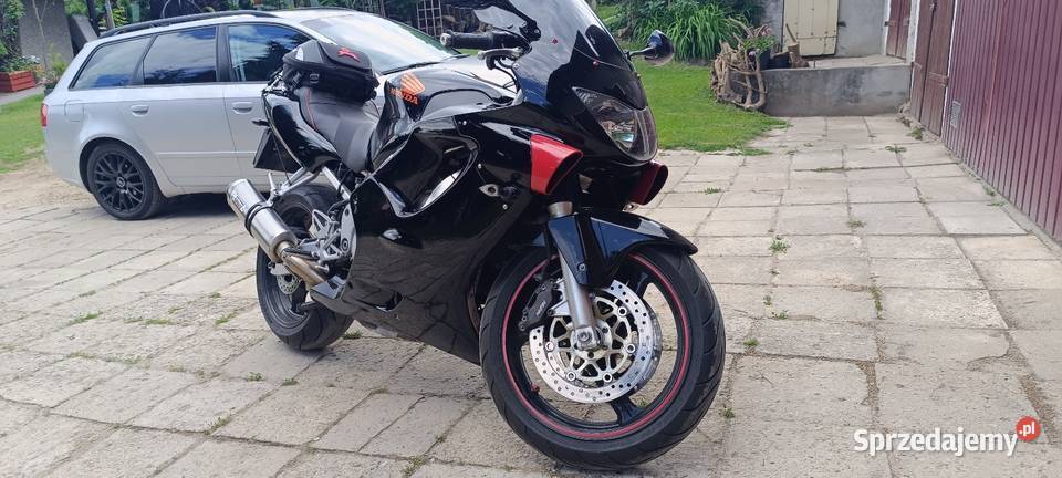 Honda CBR F4 600 Rok produkcji 2000 lubelskie Dys