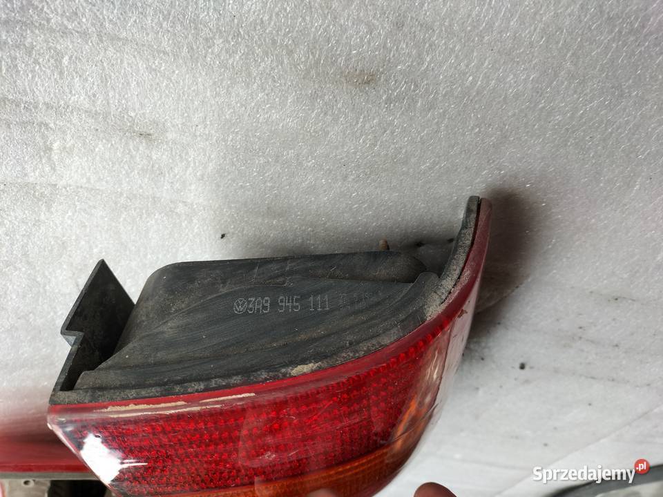 Volkswagen PASSAT B4 LAMPA TYŁ TYLNA LEWA Części lubelskie Kamień-Kolonia sprzedam