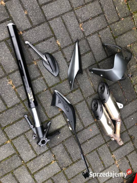 Ducati Monster 937 laga błotnik bok tłumik Błotniki motocyklowe Częstochowa sprzedam