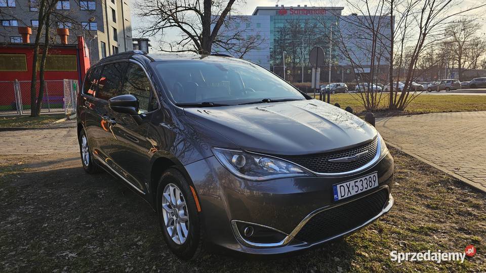 Chrysler Pacifica 2018 Touring L — 3.6 |7 osób | Serwis MOPAR '25