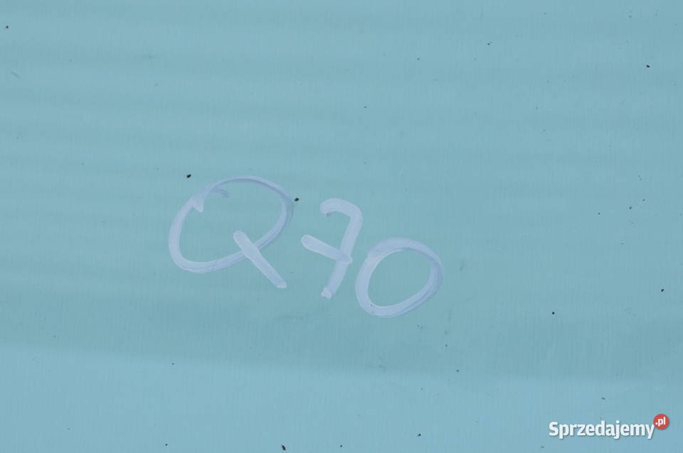 SZYBA BOCZNA DRZWI PRAWA TYŁ TYLNA INFINITI Q70 osobowe Nowy Tomyśl sprzedam