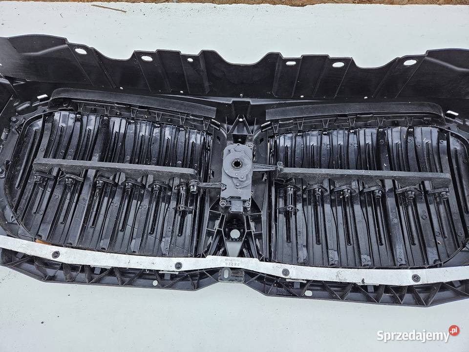 BMW X5 G05 GRILL ATRAPA ZDERZAKA PRZÓD ROLETA Międzychód