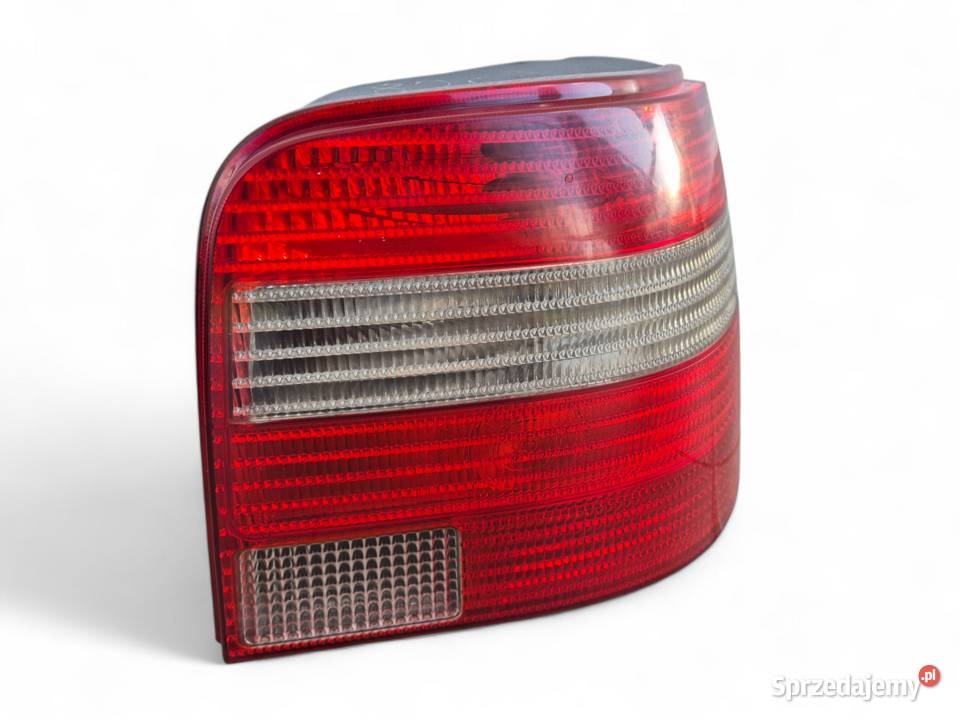 LAMPA TYŁ PRAWY TYLNA PRAWA VW GOLF IV 4 HB Oświetlenie Działoszyce