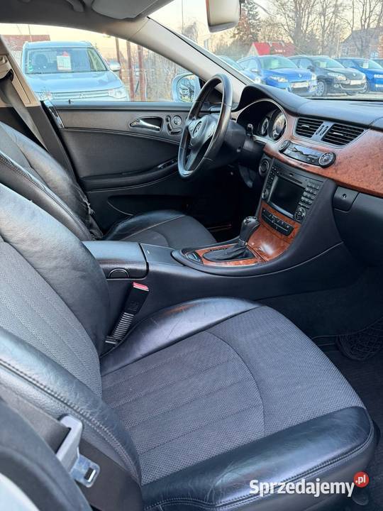 MercedesBenz CLS 30 Diesel 2008r Lift Raty srebrny Wrocław sprzedam