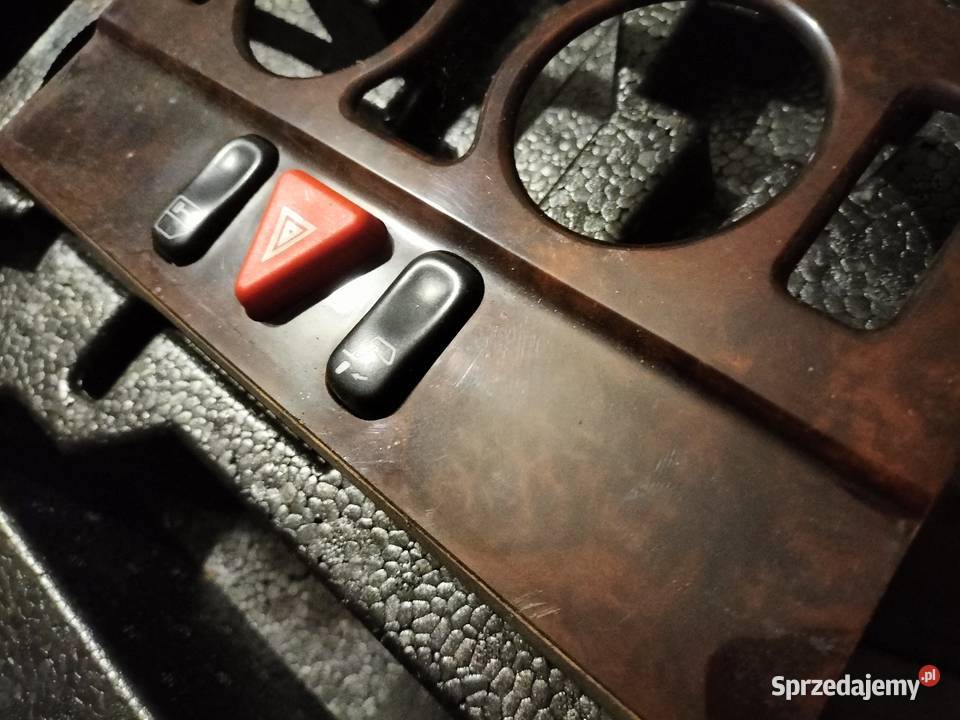 Mercedes w202 dekor nawiewów ramka radia podkarpackie Stalowa Wola