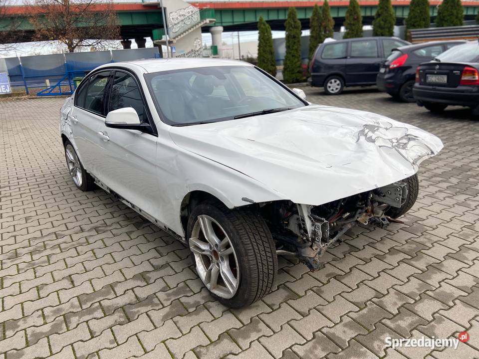 BMW f30 na części hybryda 330 e silnik kompletny Częstochowa