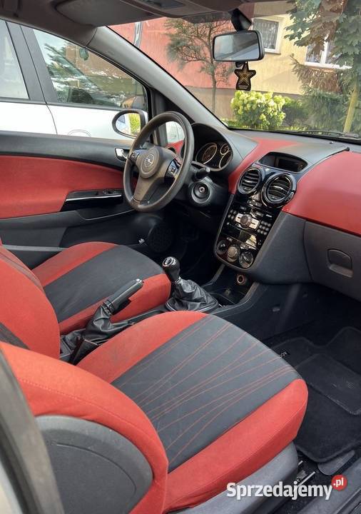 Corsa D 13d 90 6biegów klima 2007 2kpl kół nowe 1300cm3 Corsa Ostrzeszów