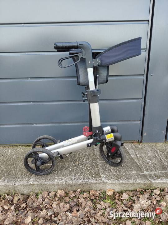 Aluminiowy balkonikchodzik starszych osób łódzkie Aleksandrów Łódzki