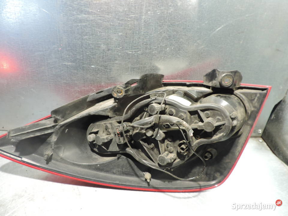 LAMPA PRAWY TYŁ NISSAN PRIMERA P12 HB małopolskie Nowy Sącz