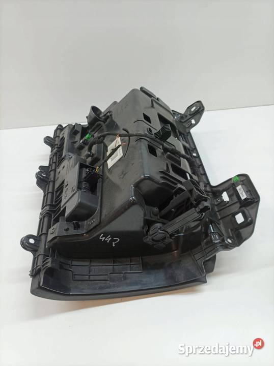 SCHOWEK PRAWY PASAŻERA DESKI EU 31363669 Volvo