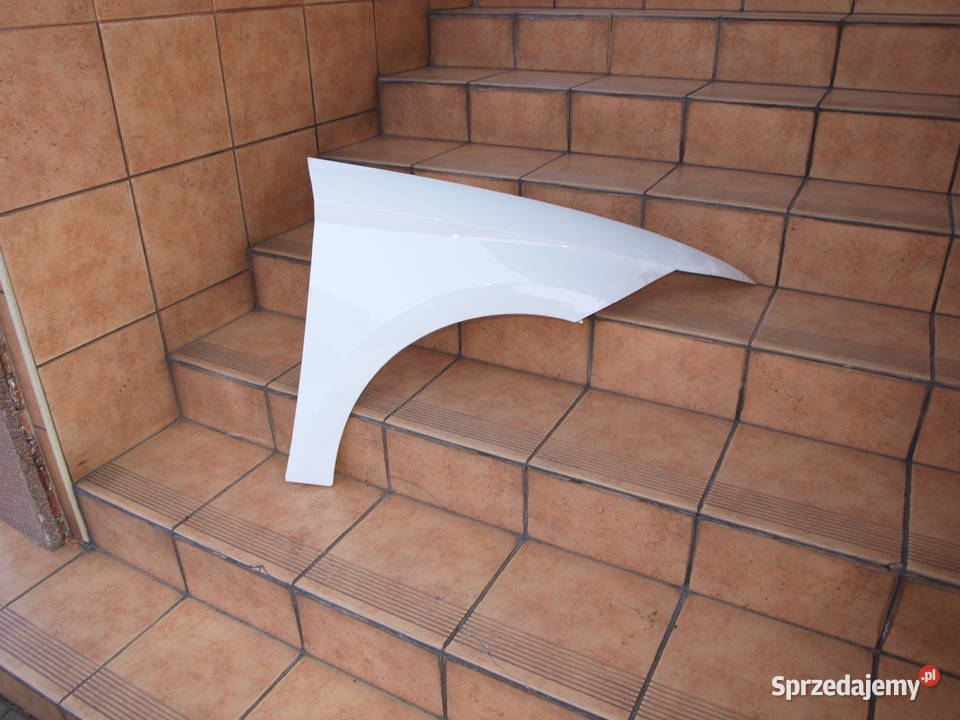 Seat ibiza V 5 błotnik prawy przód 2017 2025r osobowe Kalisz