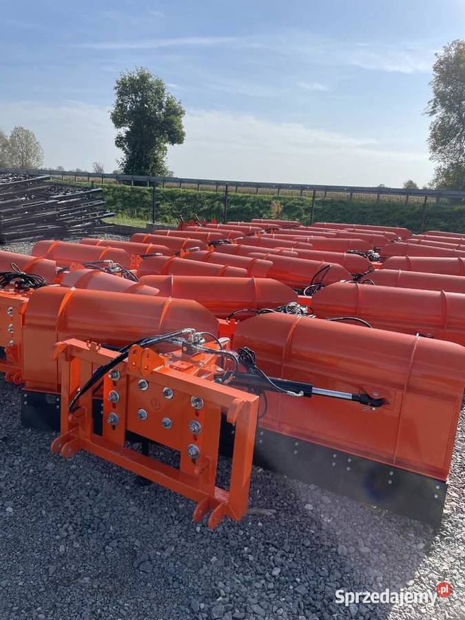 Duży mocny pług do śniegu tuz tur strzałka Metal