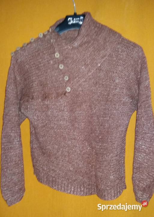 Sweter wełniany ręcznie robiony na Łódź