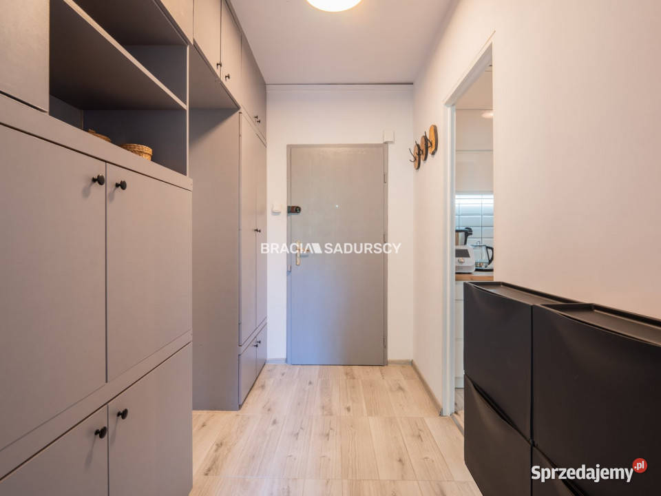 sprzedaży mieszkania 331m2 2 pokoje Kraków