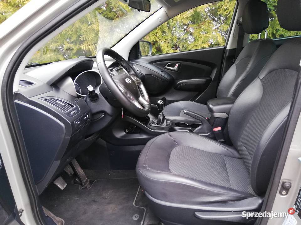 Hyundai ix35 20Diesel 184 Zadbany Navi Hak Duży radio Sompolno sprzedam