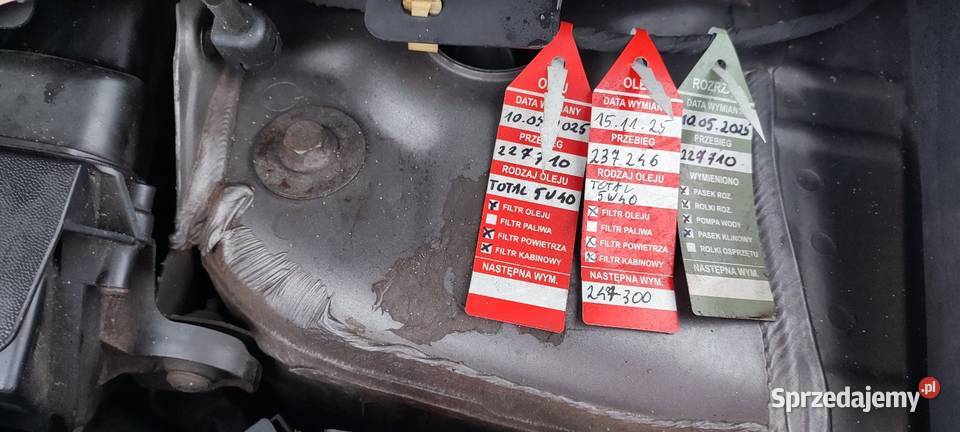 Sprzedam MEGANE 3 16 16v 110 reflektory ksenonowe Brwinów