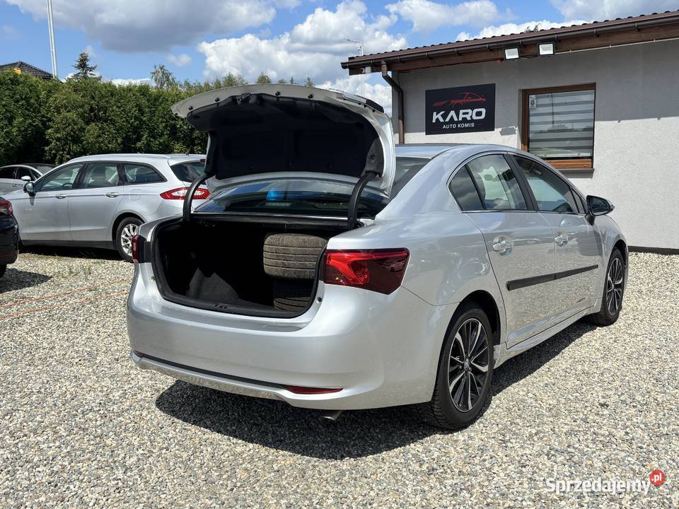 Toyota Avensis 2018r Polski Salon Gwarancja Paniówki sprzedam