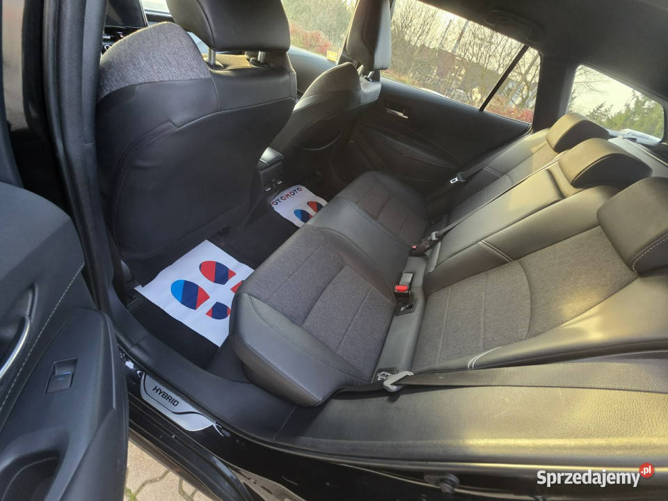 Toyota Corolla 23r Salon Polska 18 HYBRID centralny zamek Corolla