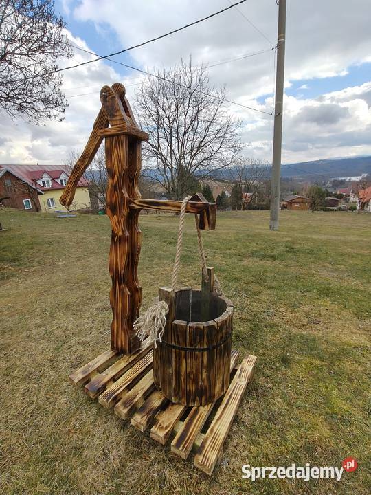 Donice kwietniki z drewna Studnie ozdobne