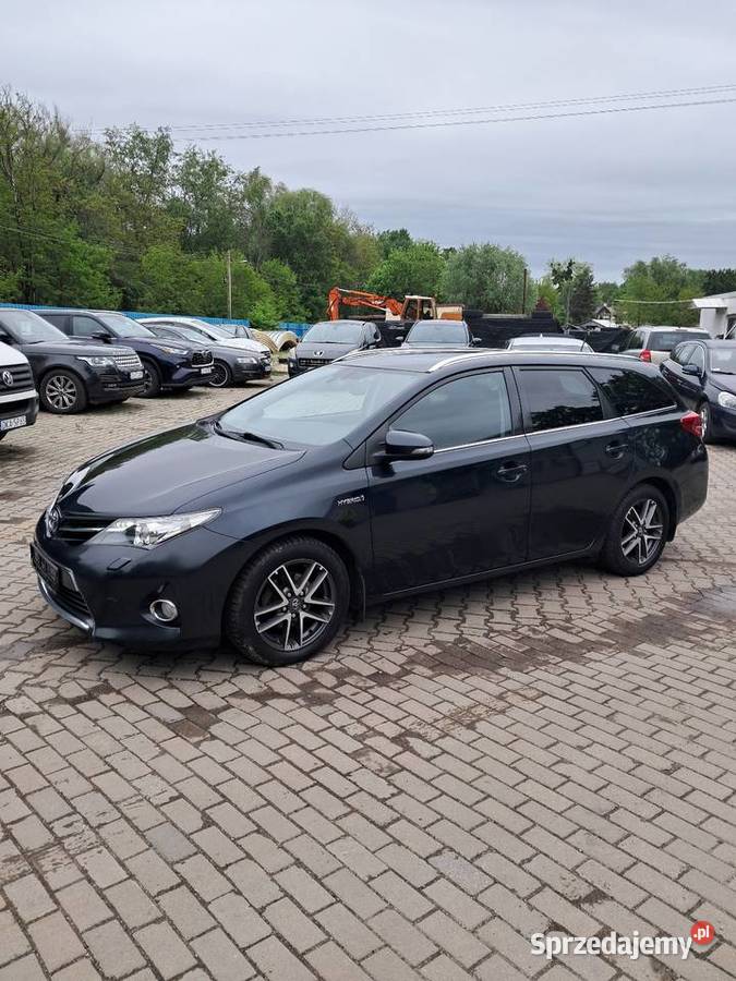 Toyota Auris Hybrid 2014 sprzedam